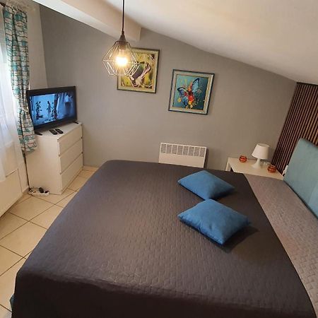 The View Apartment Kavala Esterno foto